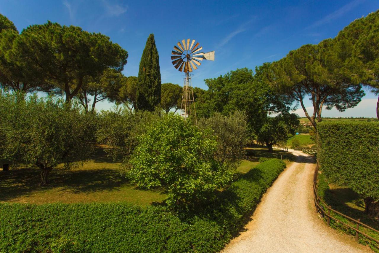 Villa Fattoria Di Magliano Winery Magliano in Toscana Exterior foto